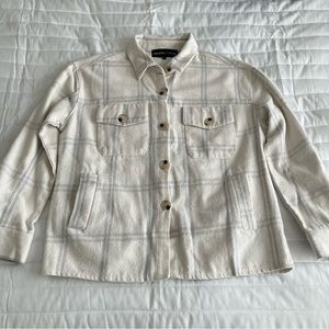 Women’s Large Kendall & Kylie Beige Flannel